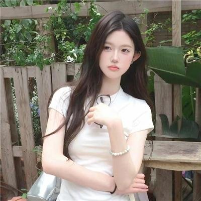 雨中的伊莲娜